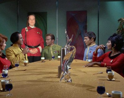 Essen mit der Crew von Raumschiff Enterprise